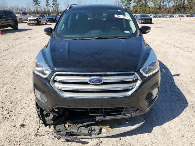 1FMCU0J98HUD86911 Ford Escape Titanium