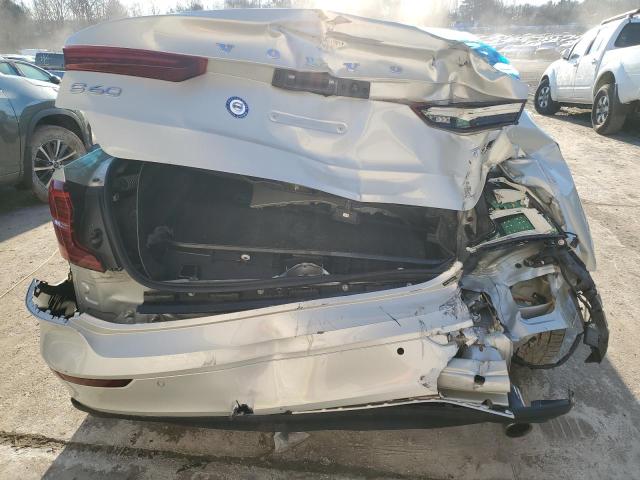 7JRA22TK3LG035040 Volvo S60 T6 Momentum