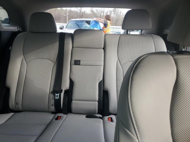 2T2HZMAA1NC219615 Lexus RX 350