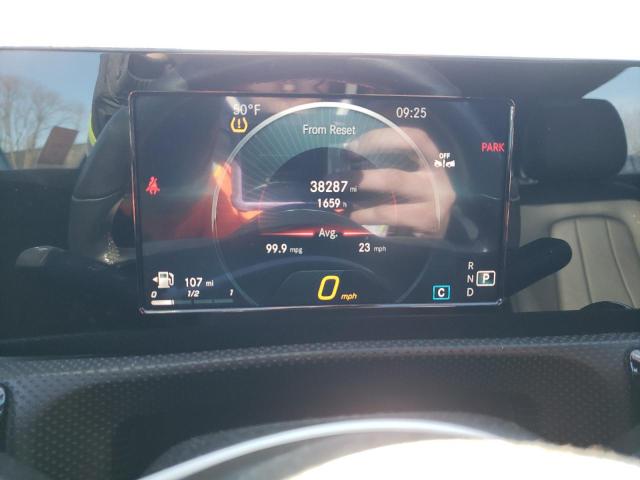 WDD3G4FB3KW035128 Mercedes-Benz A 220 4matic