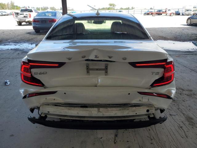 7JR102FK2LG030977 Volvo S60 T5 Momentum