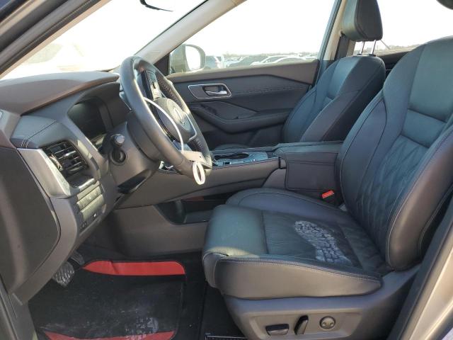 JN8BT3DC2PW101509 Nissan Rogue Platinum
