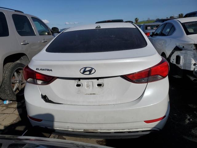 5NPDH4AE9GH765037 Hyundai ELANTRA SE