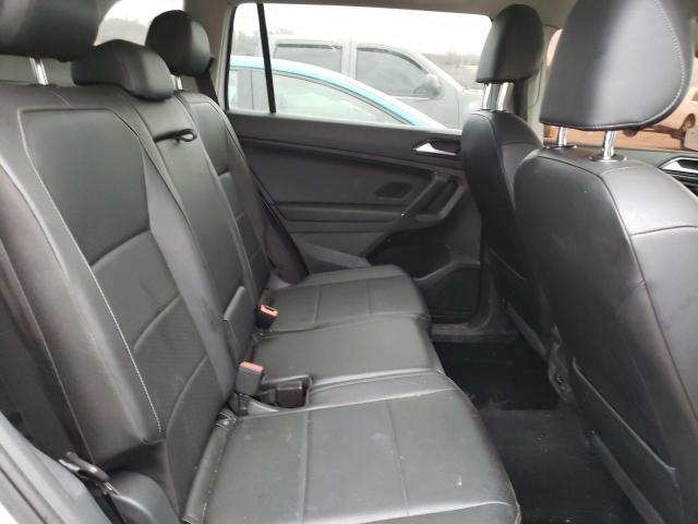 3VV2B7AX5JM059133 Volkswagen TIGUAN SE