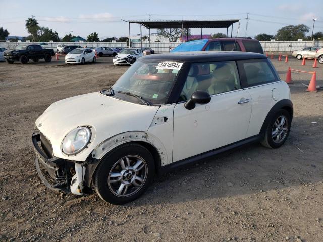 Auction sale of the 2013 Mini Cooper, vin: WMWSU3C58DT547024, lot number: 44816894