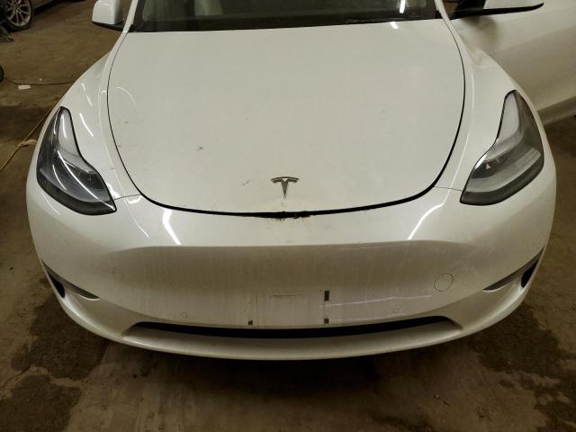 7SAYGDEF8NF372779 Tesla Model Y