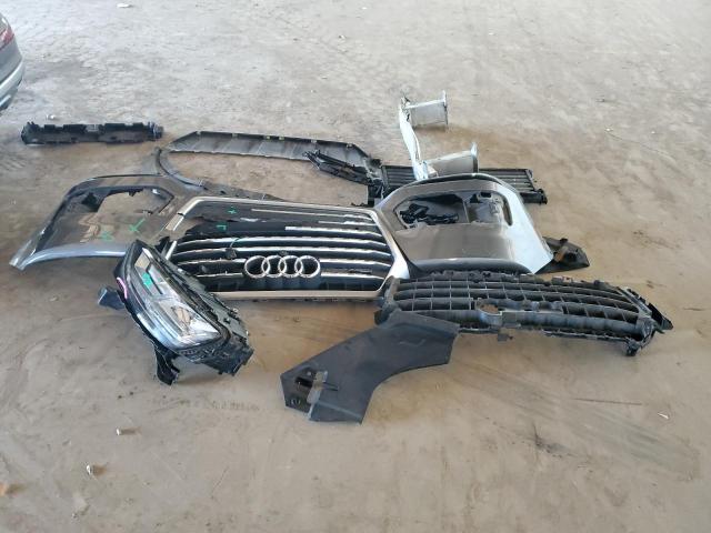 WA1LAAF76JD016678 Audi Q7 Premium Plus