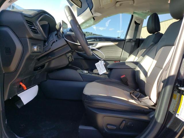 1FMCU9J99MUB22143 Ford Escape Titanium