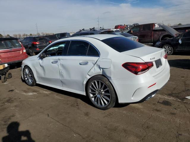 WDD3G4FB0LW036688 Mercedes-Benz A 220 4matic