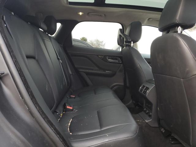 SADCJ2FX7LA622592 Jaguar F-pace Premium