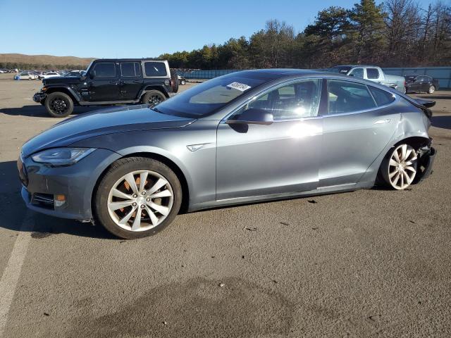 40568184 :رقم المزاد ، 5YJSA1S12EFP29921 vin ، 2014 Tesla Model S مزاد بيع