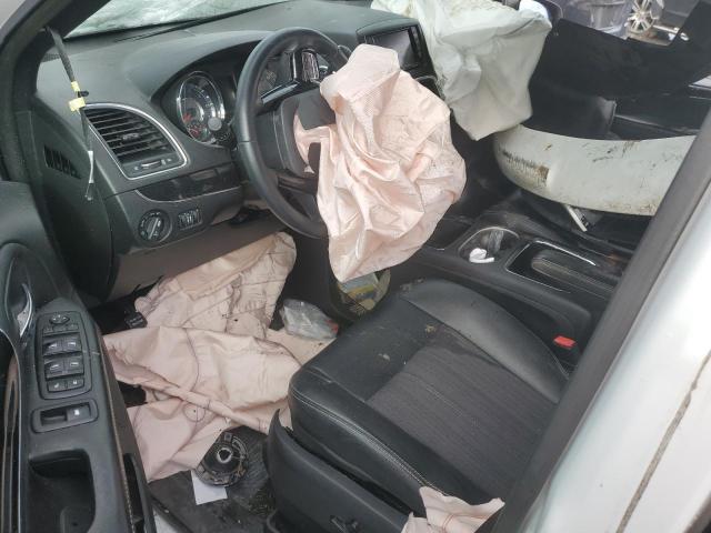 2C4RC1HG3ER199855 Chrysler Town & Country S