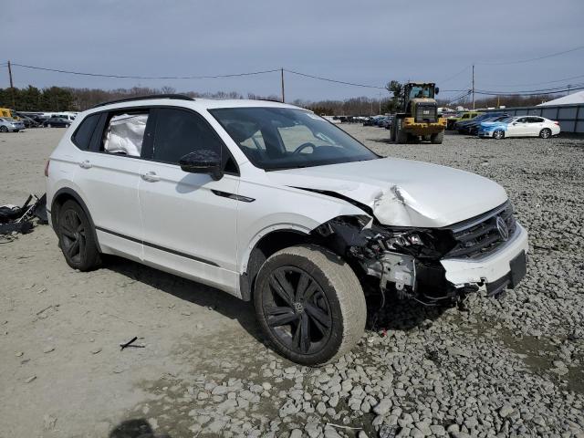 3VV8B7AX0PM001272 Volkswagen Tiguan Se R-line Black