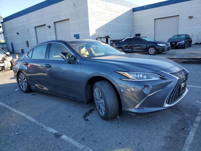 58ACA1C15NU015165 Lexus Es 300h Base