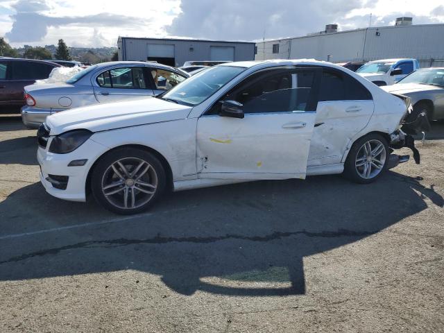 2014 Mercedes-benz C 250 მანქანა იყიდება აუქციონზე, vin: WDDGF4HBXEA940310, აუქციონის ნომერი: 41671684