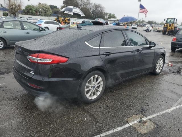 3FA6P0HD7KR148491 Ford FUSION SE
