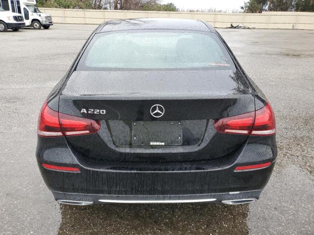 WDD3G4EB6KW027574 Mercedes-Benz A 220