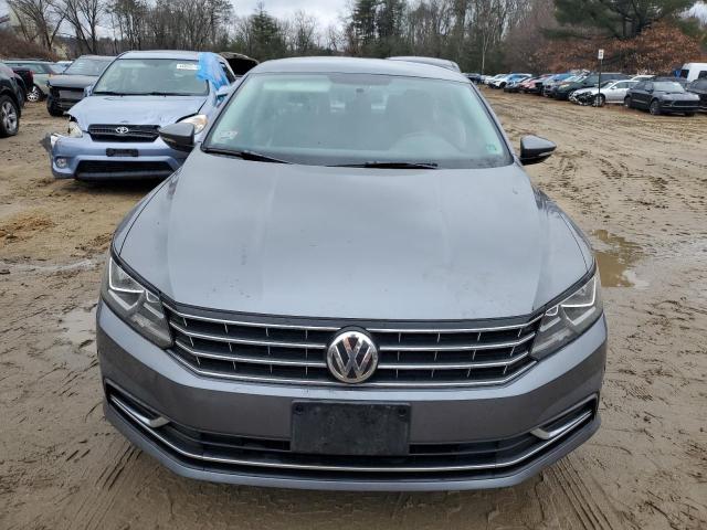 1VWAT7A32HC050256 Volkswagen PASSAT S