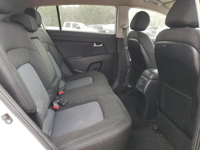 KNDPB3AC8G7846512 KIA Sportage Lx
