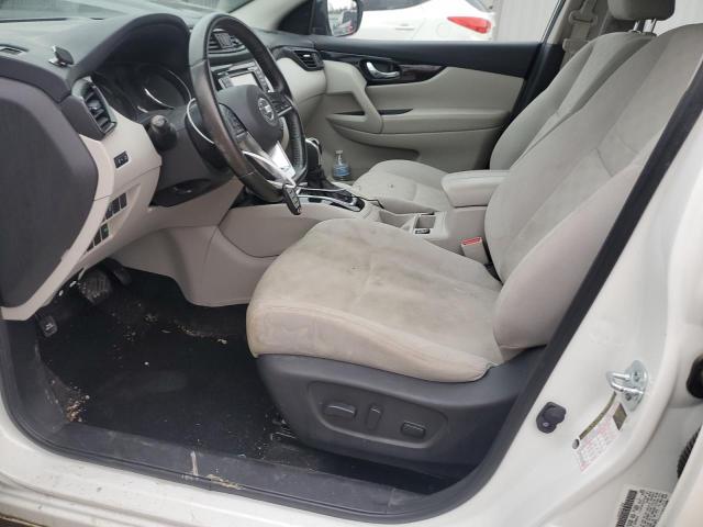 JN1BJ1CP8JW100711 Nissan Rogue Sport S