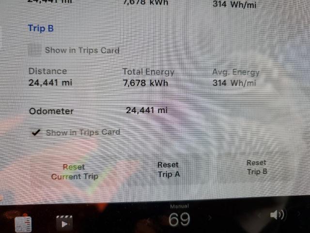 5YJ3E1EB5NF129892 Tesla MODEL 3