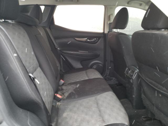 JN1BJ1CR3HW143784 Nissan Rogue Sport S