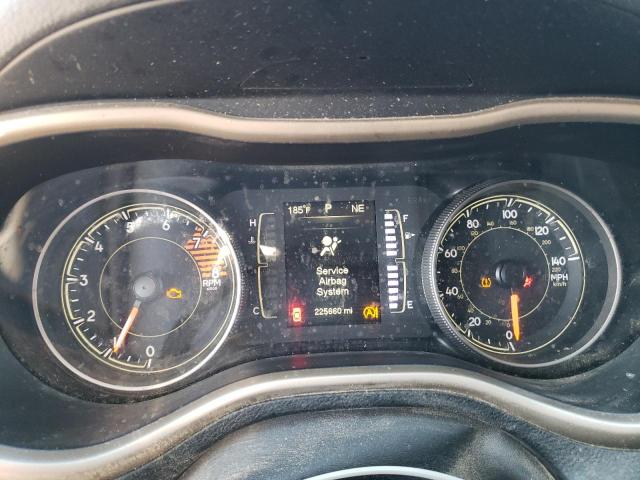 1C4PJMCS8GW354758 Jeep Cherokee Latitude