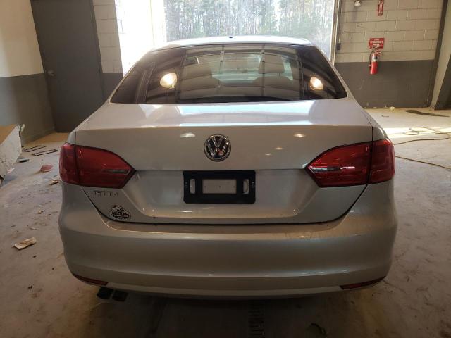 3VW2K7AJ7EM331498 Volkswagen JETTA BASE