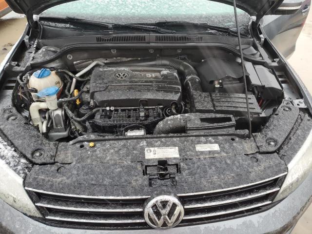 3VWD07AJ5FM262083 Volkswagen JETTA SE