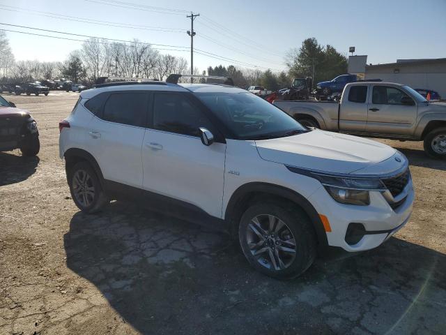 KNDEUCAA8M7166833 KIA SELTOS S