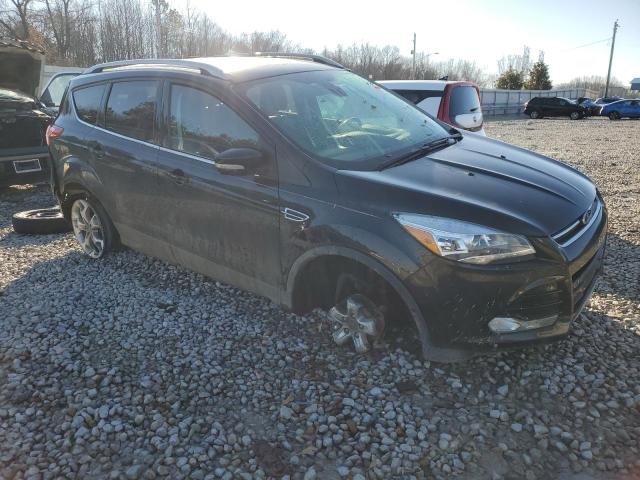 1FMCU0J96EUD08025 Ford Escape Titanium