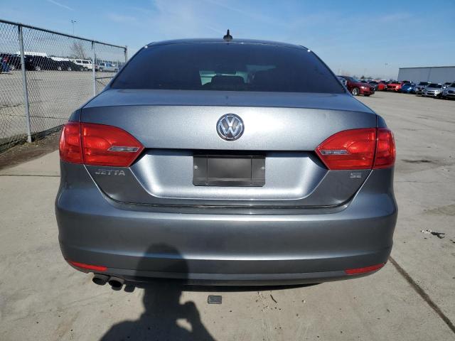 3VWD17AJXEM249812 Volkswagen JETTA SE