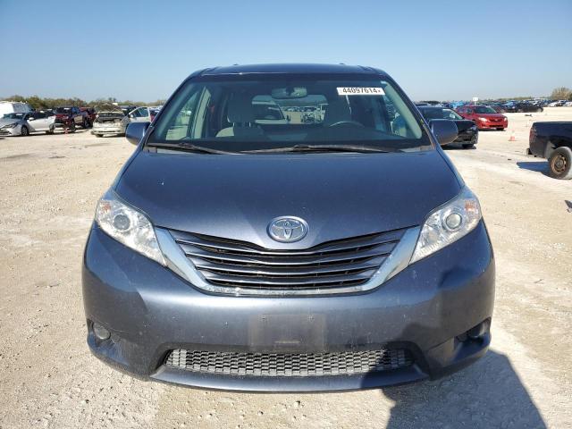5TDKK3DC0FS592062 Toyota SIENNA LE