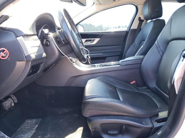 SAJBD4BV7GCY08353 Jaguar XF PREMIUM