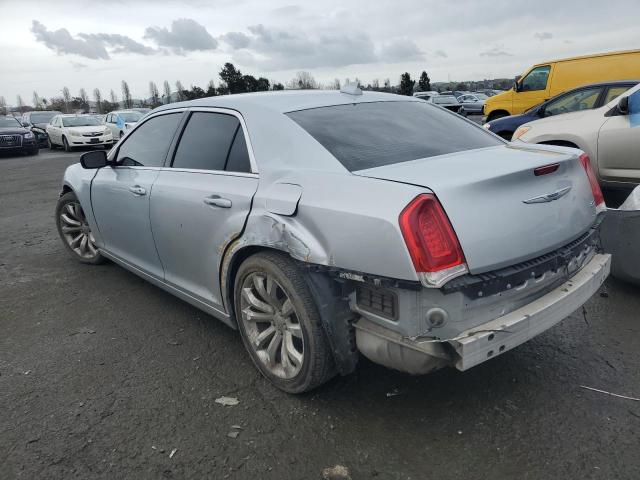 2C3CCAAG6KH740810 Chrysler 300 Touring