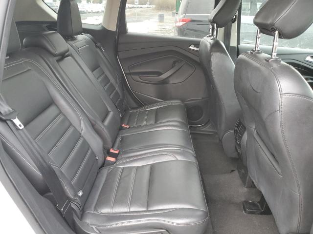1FMCU0J90KUC29378 Ford Escape Titanium