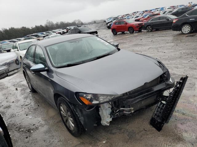 1VWAT7A33FC044382 Volkswagen PASSAT S