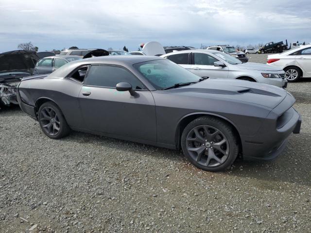 2C3CDZAG8JH199219 Dodge Challenger Sxt