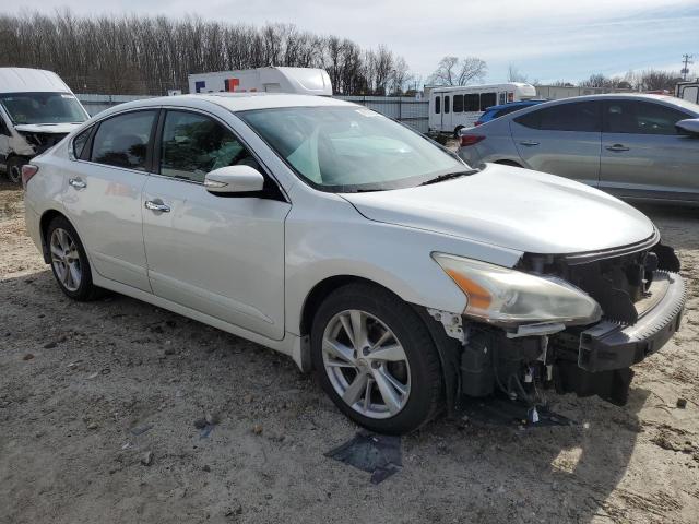 1N4AL3AP1FC273647 Nissan ALTIMA 2.5