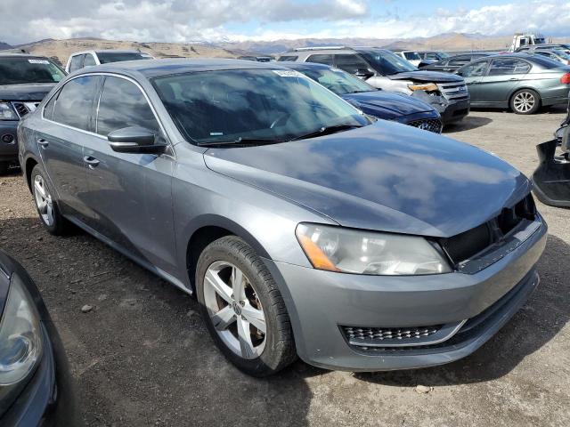 1VWBT7A30EC108543 Volkswagen PASSAT SE