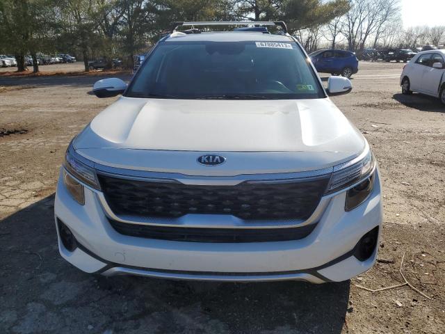 KNDEUCAA8M7166833 KIA SELTOS S