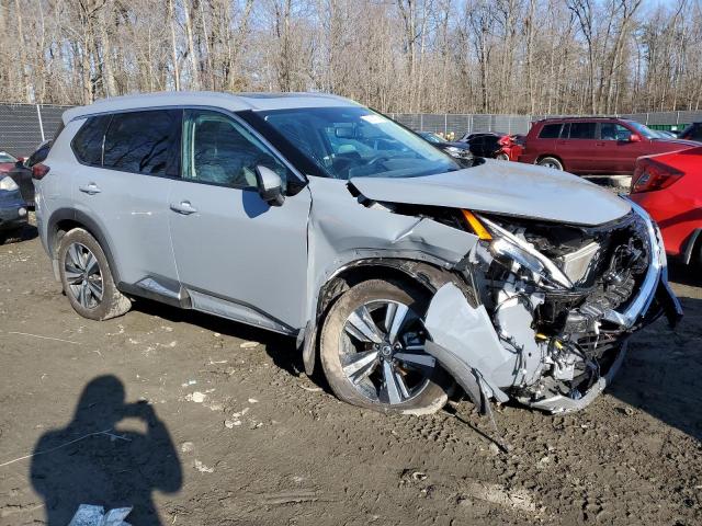 5N1AT3CA8MC821803 Nissan Rogue Sl