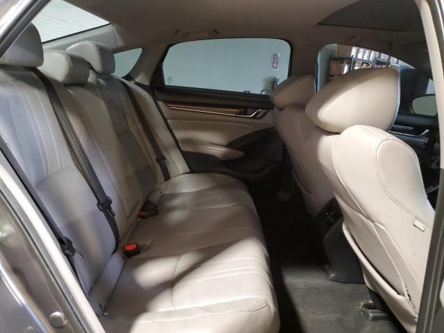 1HGCV1F99JA154827 Honda Accord Touring