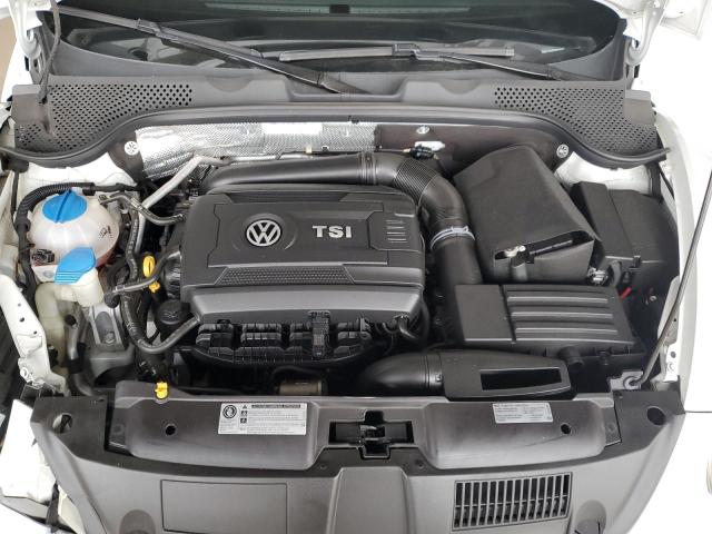 3VW517AT8FM823539 Volkswagen Beetle 1.8t