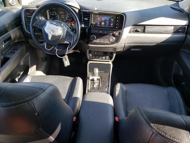 JA4AZ3A35HZ008780 Mitsubishi Outlander Se