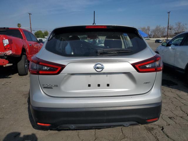 JN1BJ1AW4MW662619 Nissan Rogue Sport S