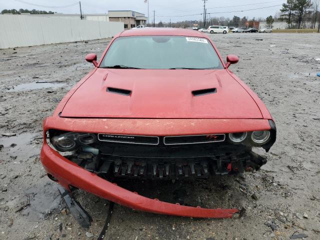 2C3CDZAT4FH767745 Dodge Challenger Sxt