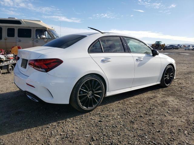WDD3G4EB5KW012306 Mercedes-Benz A 220