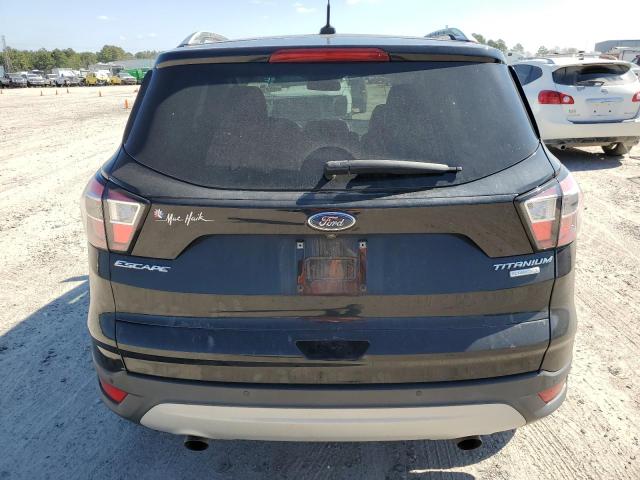 1FMCU0J98HUD86911 Ford Escape Titanium