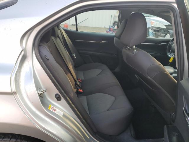 4T1B11HK1JU631282 Toyota CAMRY L